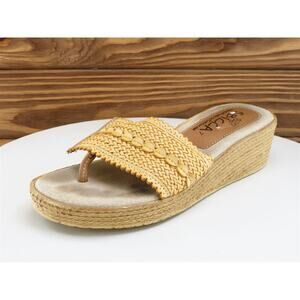 Sbicca Size 7 M Women Sandal Flip Flop Brown Leather‎